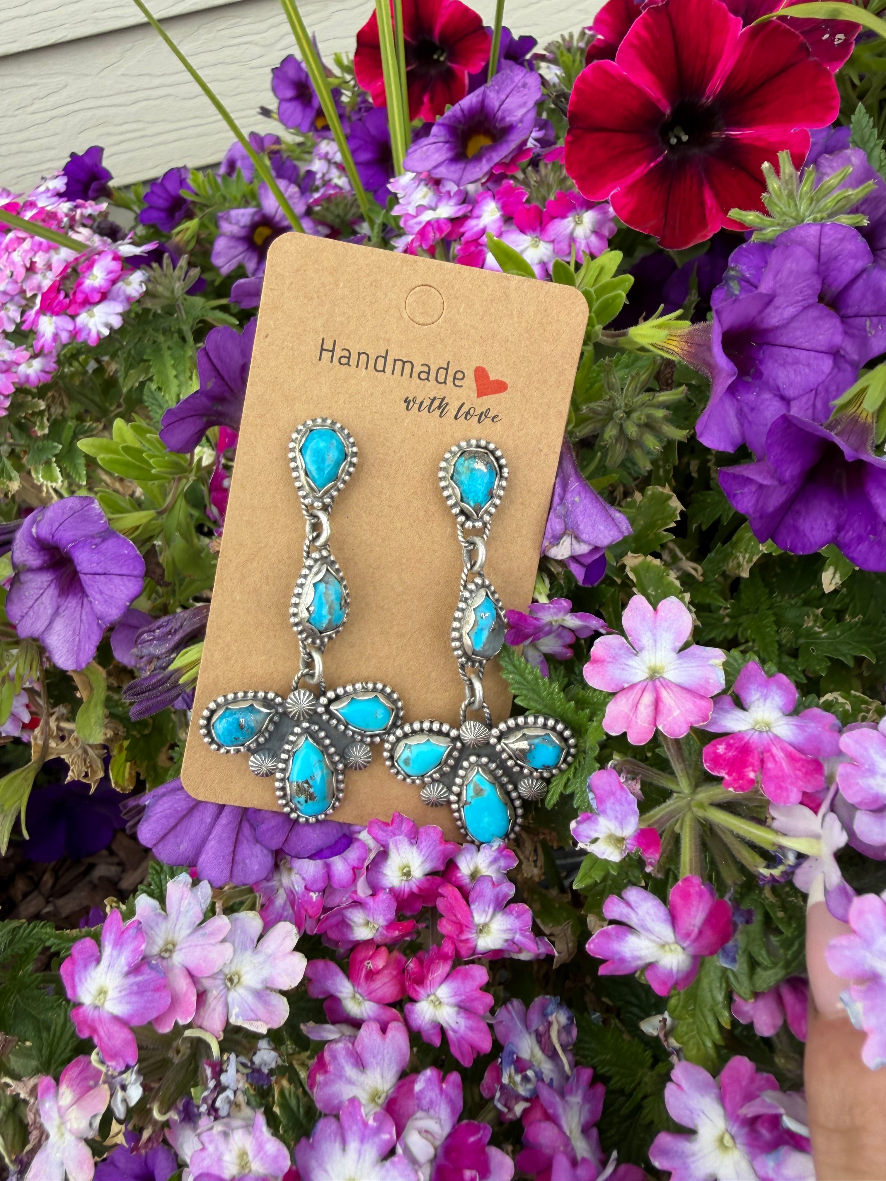 “America’s Sweetheart” dangle earrings