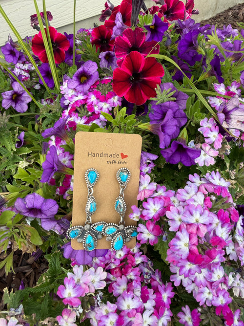“America’s Sweetheart” dangle earrings